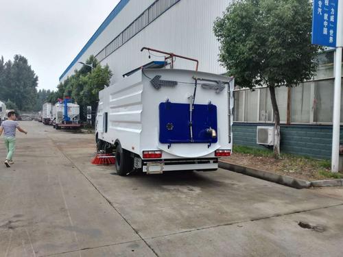 各吨位扫路车现车厂家供应 干扫车 清扫车 洗扫车